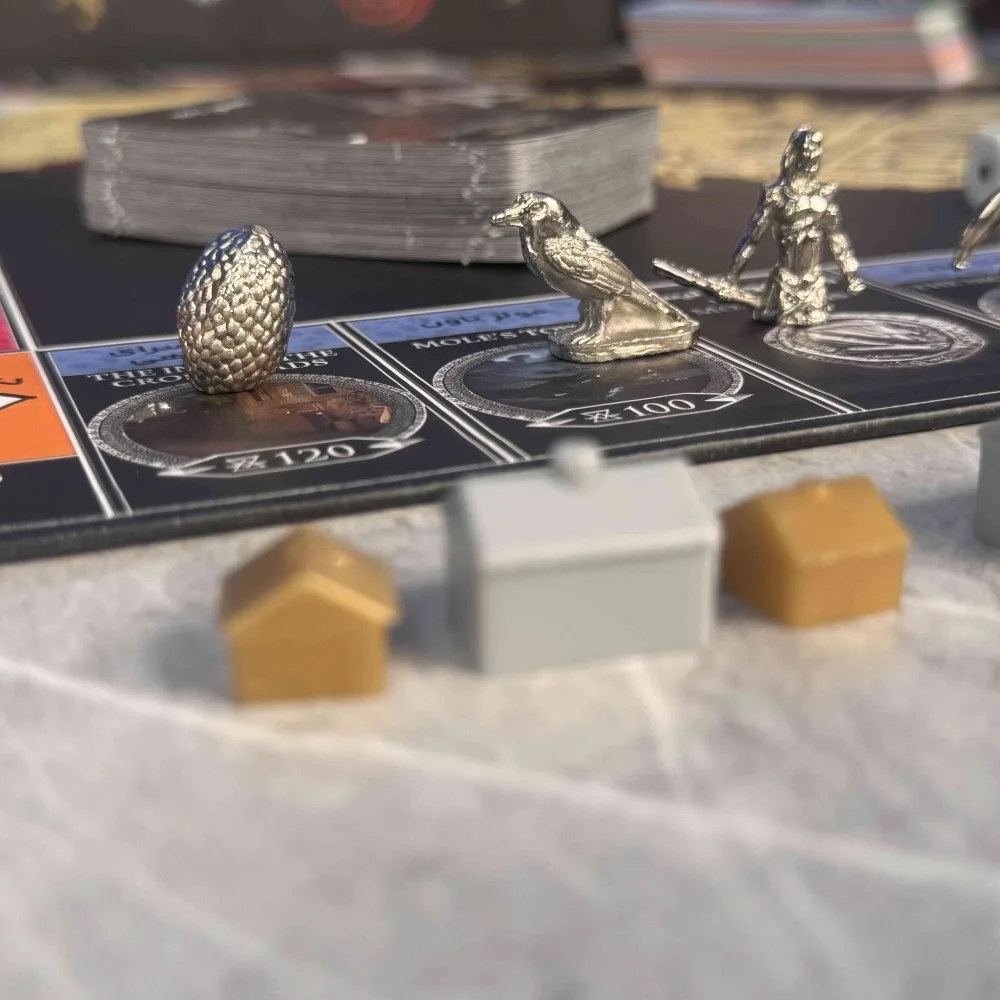 بازی مونوپولی تاج و تخت monopoly game of thrones — تصویر 3